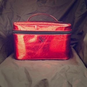 NWT Metallic Red Victoria Secret Lg Make-Up Case